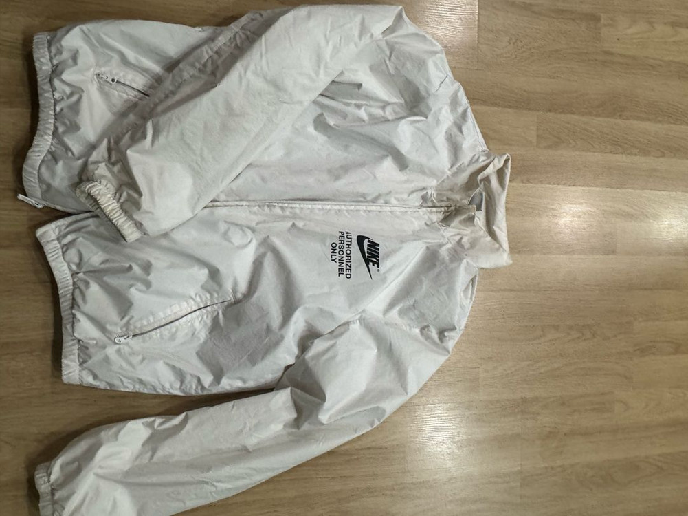 나이키 바람막이--4