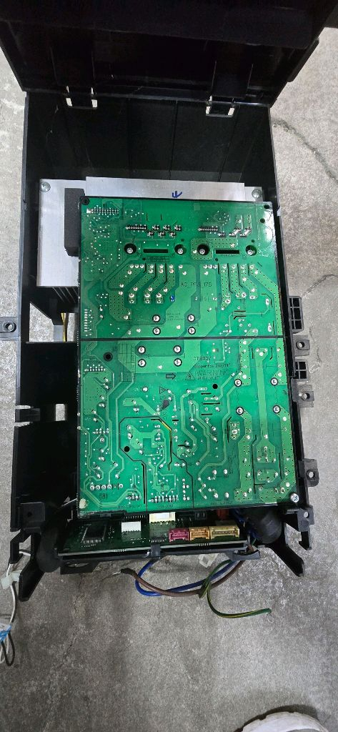 삼성 인버터 에어컨 실외기pcb입니다 이미지