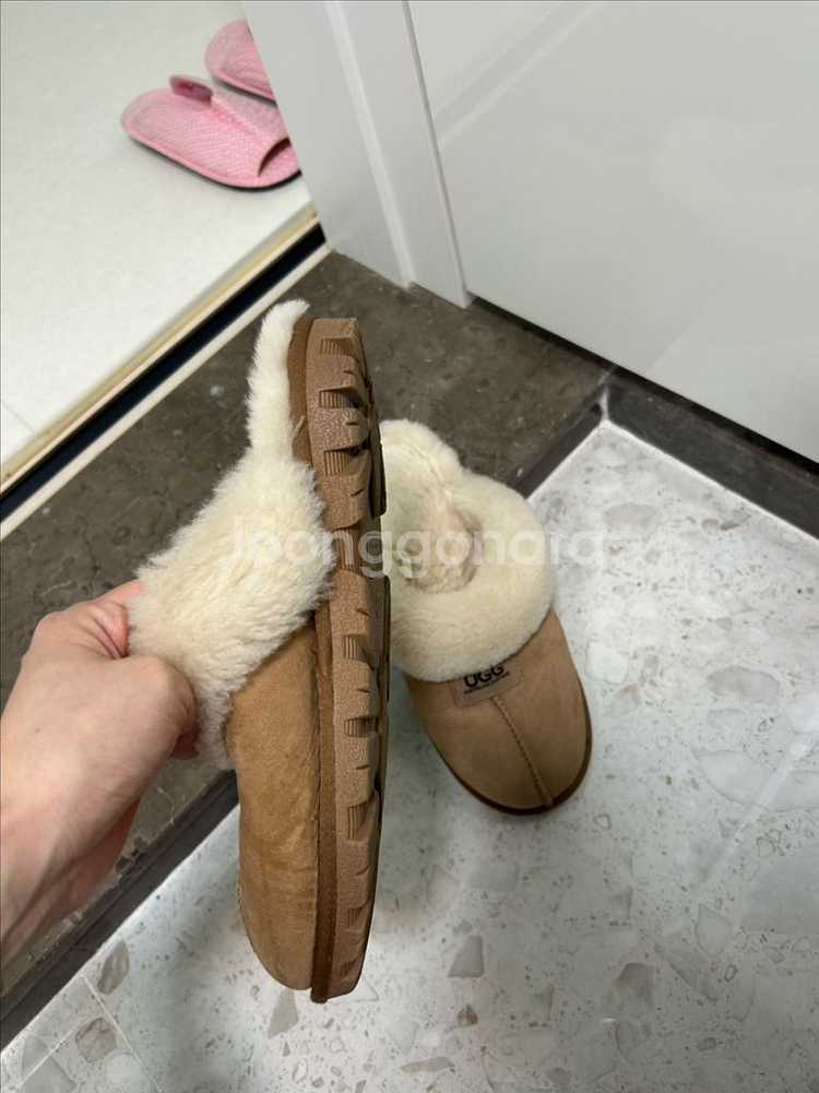 ugg 어그 슬리퍼 245--1