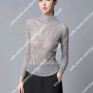 이세이미야케 쉬폰트위스트 긴팔탑