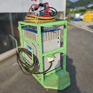[판매]일제다이헨 CO2용접기 XD600 용접기대차포함