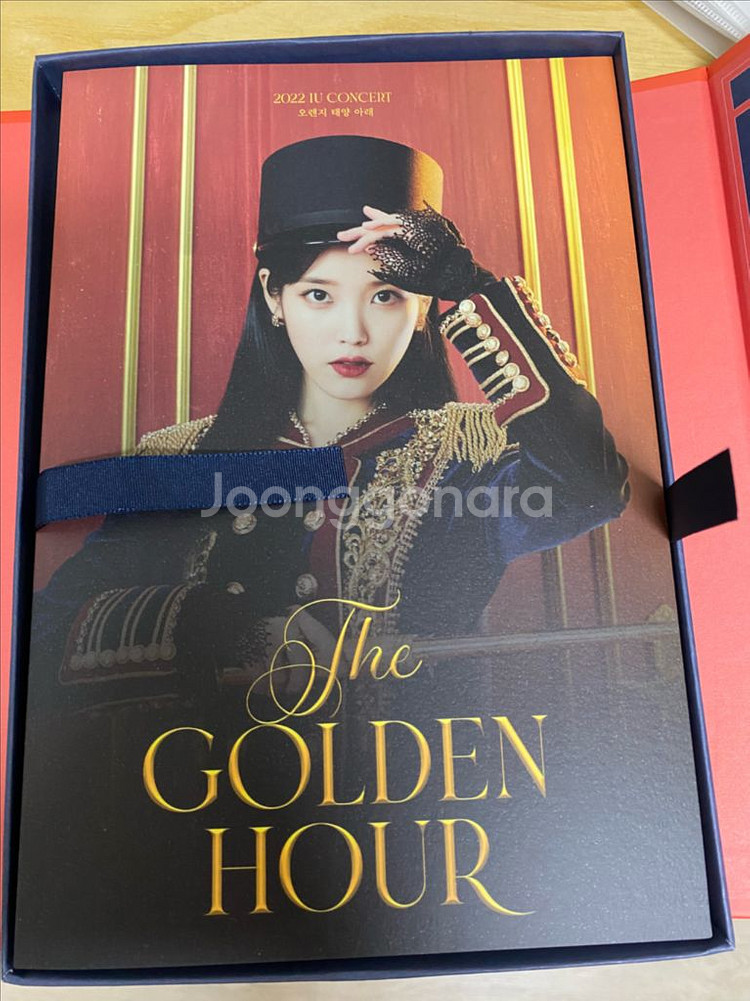 아이유 골든아워 블루레이--1
