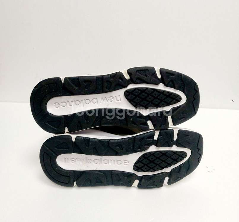 뉴발란스 운동화240/트레이닝 런닝화 스니커즈/--3