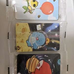 픽셀리 gs25 콜라보 포카, 스티커