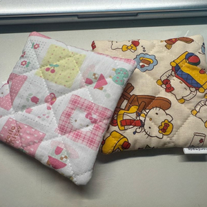 헬로키티 헨드메이드 티코스터 컵받침 이미지