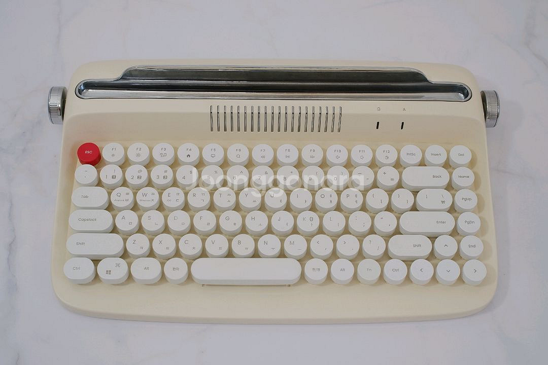 액토 B303 블루투스 키보드--0
