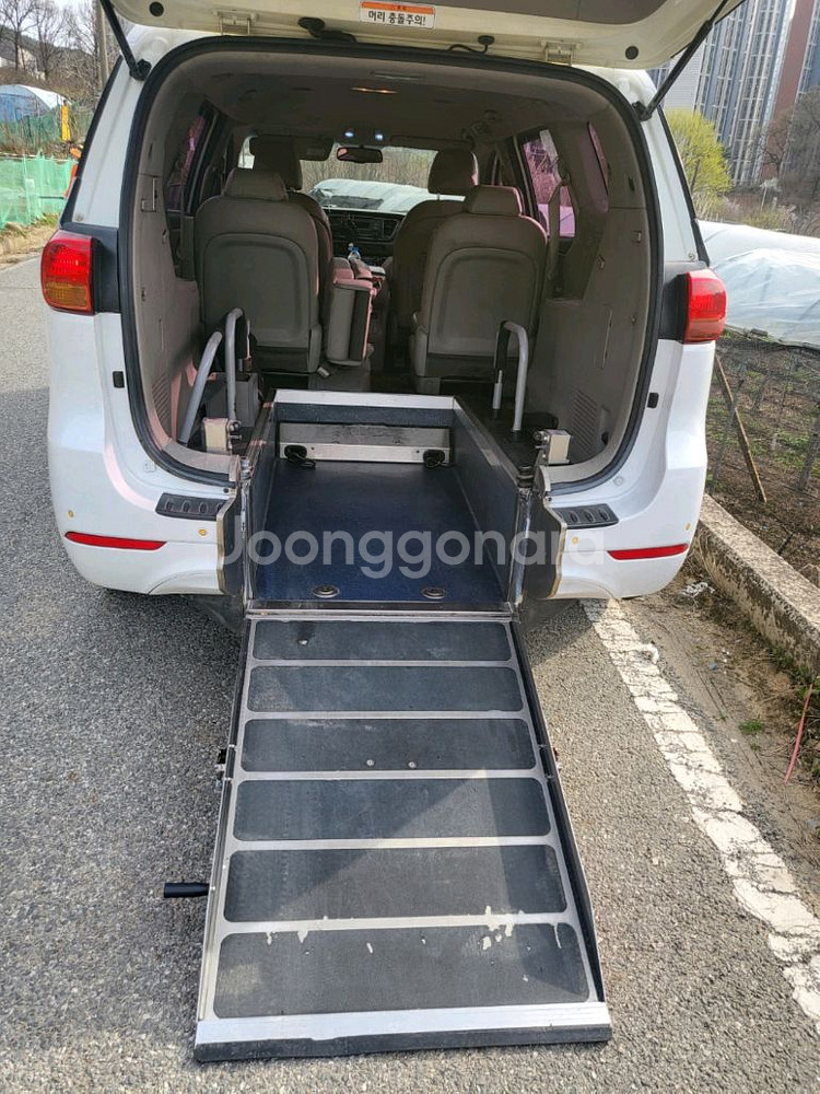 휠체어 리프트, 슬로프 차량 15년식 카니발 이지무브--7