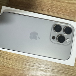 아이폰 15 Pro / 256GB / 애플케어가능