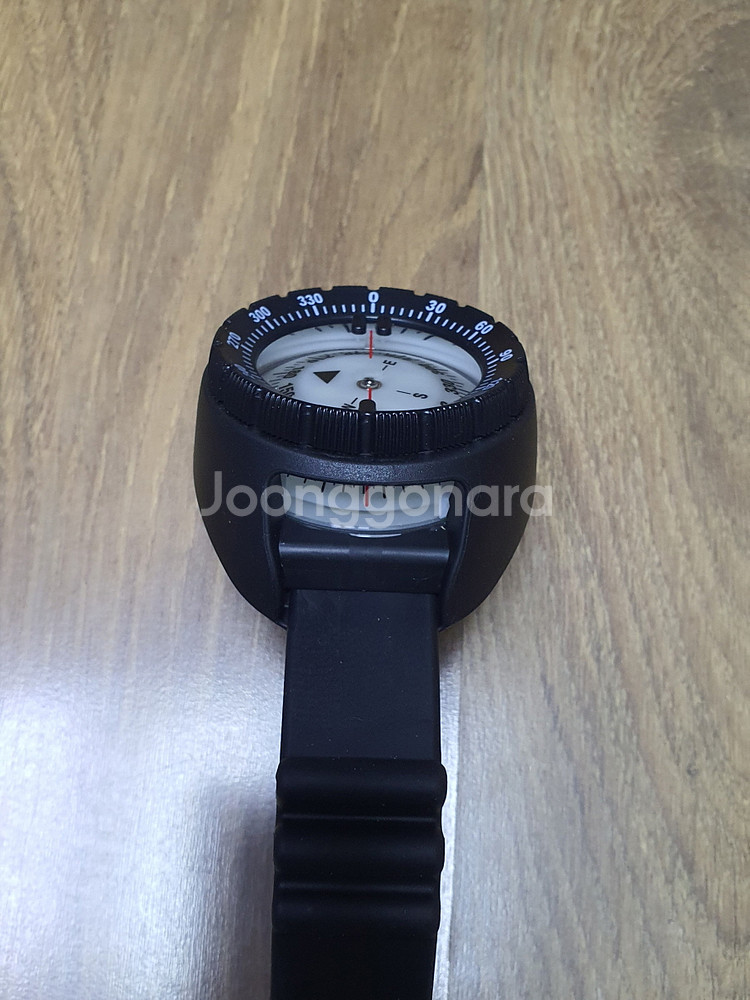 수중 나침반 팝니다.--5