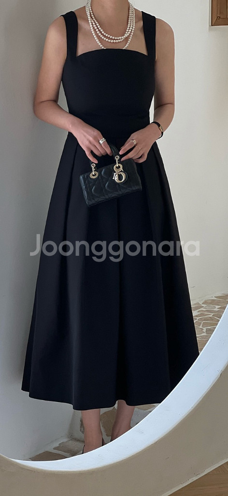 오뮤 스퀘어넥원피스 L사이즈 택포--2