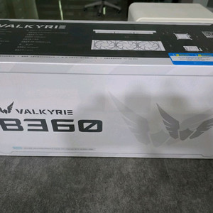 발키리 B360 LCD ARGB 화이트 수랭쿨러 새제품