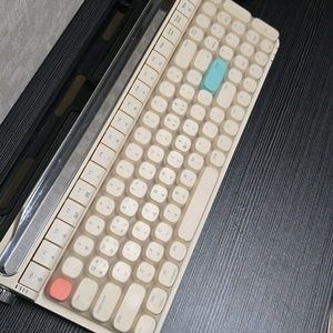 엑토 블루투스 키보드 B705