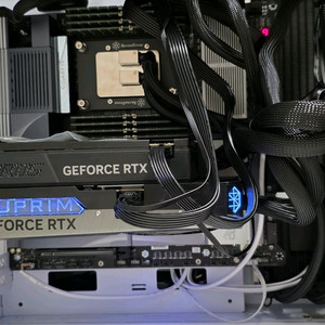rtx 5090 msi 슈프림 리퀴드