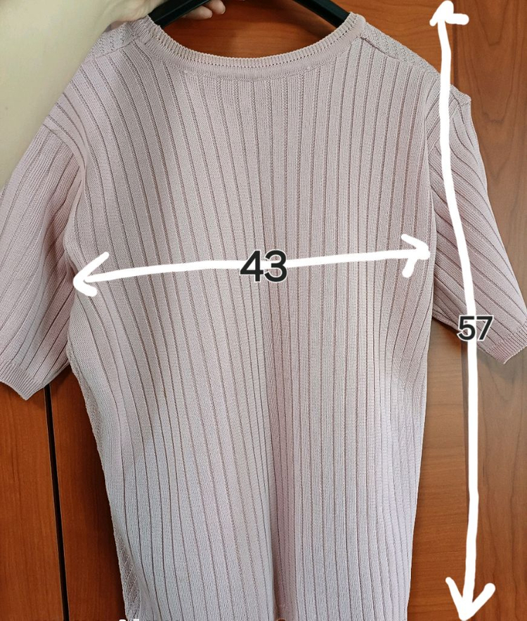 핑크색 여성반팔니트--2