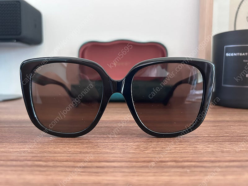 구찌 선글라스 정품 새상품 미착용 미사용--1