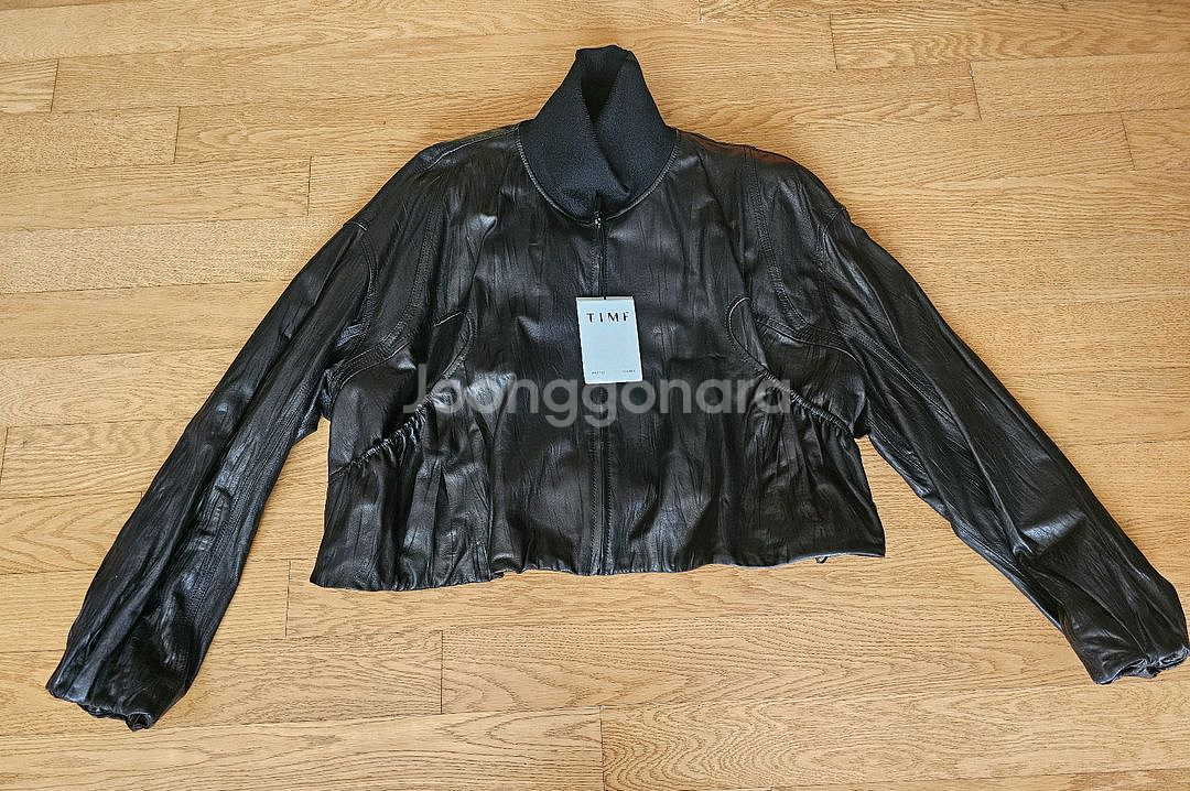 [가격인하] (새상품) 타임 램스킨 하이넥 집업자켓--2