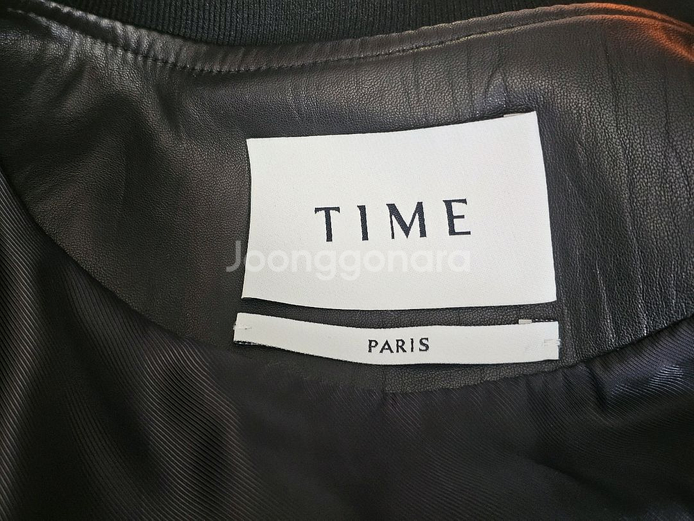 [가격인하] (새상품) 타임 램스킨 하이넥 집업자켓--8