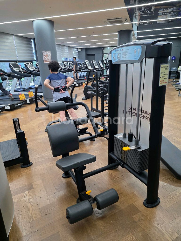 클럽용 헬스기구 머신 14종 일괄 급처분 정리합니다.--4
