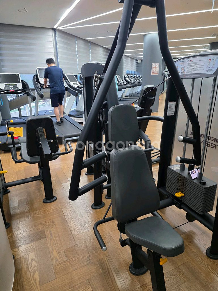 클럽용 헬스기구 머신 14종 일괄 급처분 정리합니다.--2