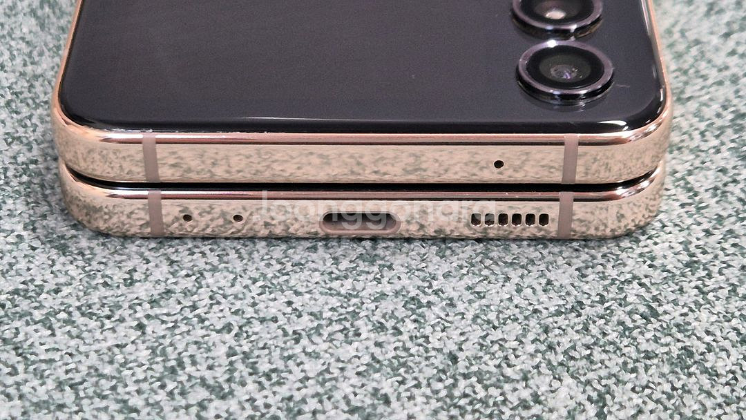 Z플립4 256GB 자급제--5