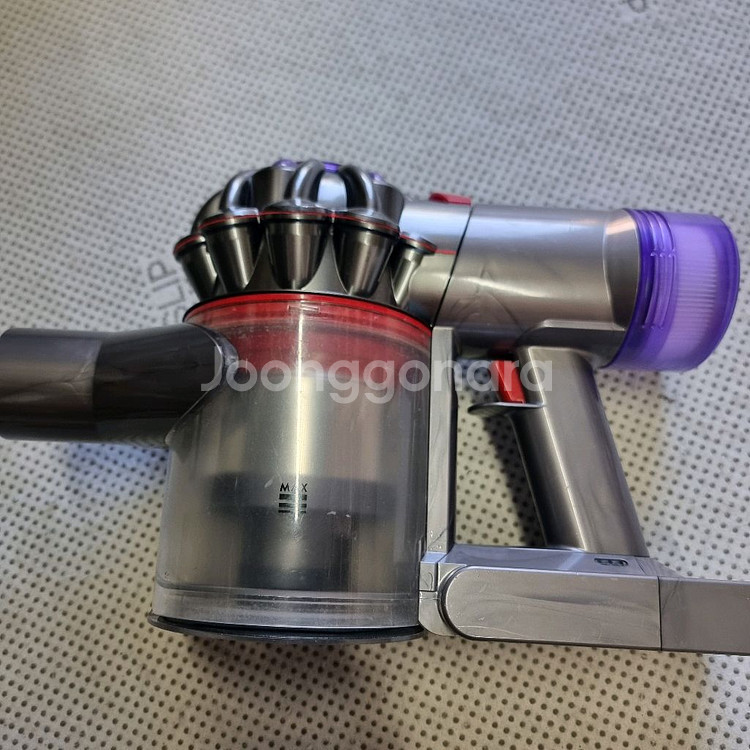 다이슨청소기 v8본체--2