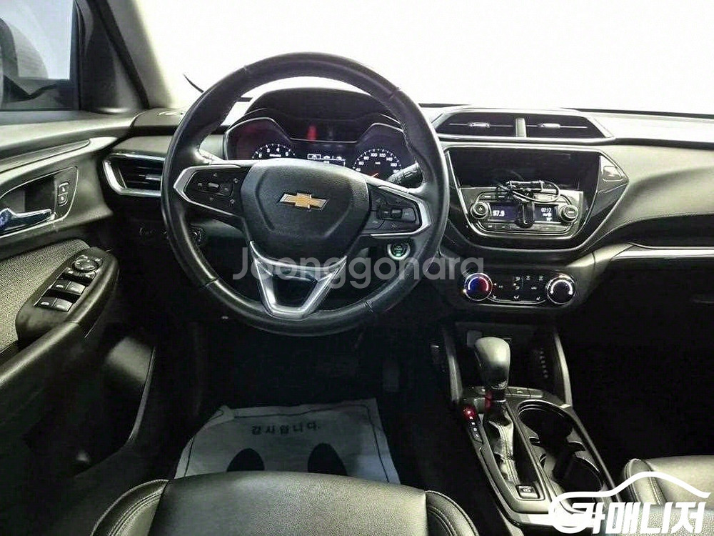 [쉐보레]트레일블레이저 2WD 1.2 터보 가솔린 LT--8