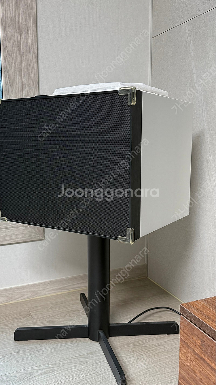 제네바 디콘 L 화이트 팝니다--3