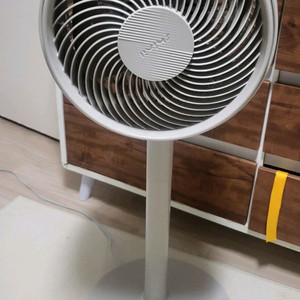 신일써큐레이터