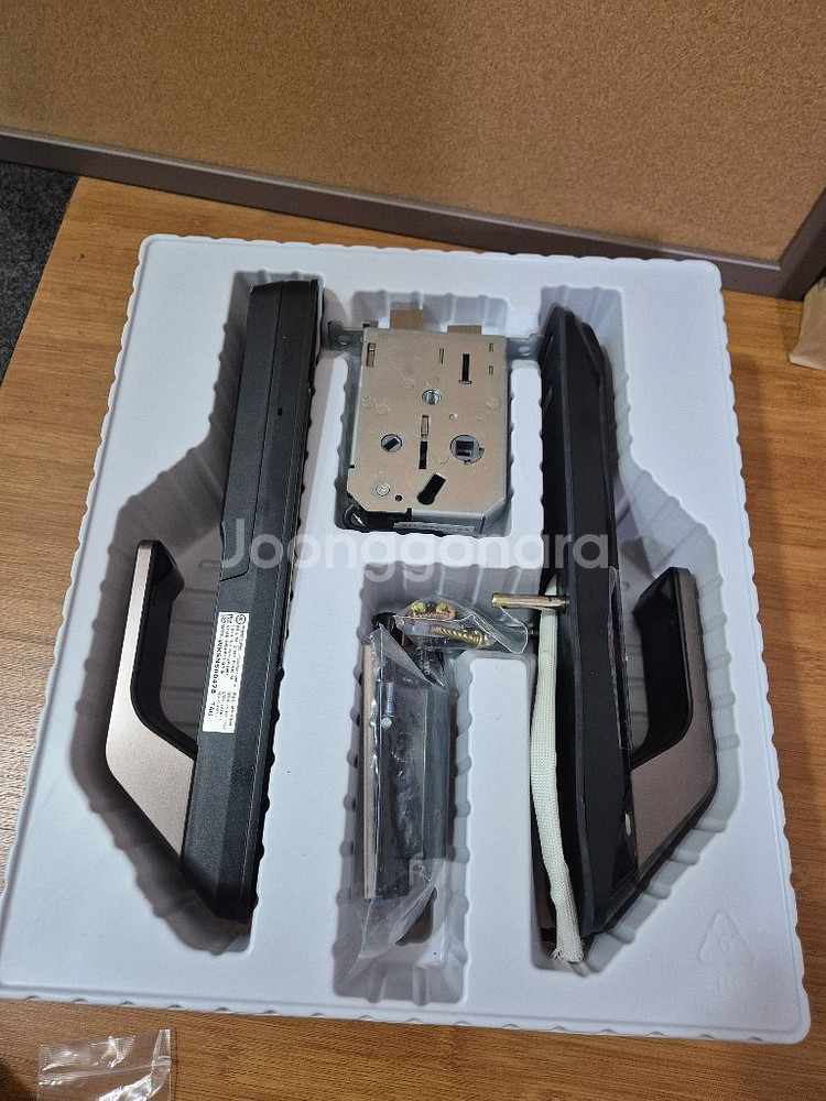 솔리티 얼굴인식 무타공 푸시풀 도어락 WP-500A--0