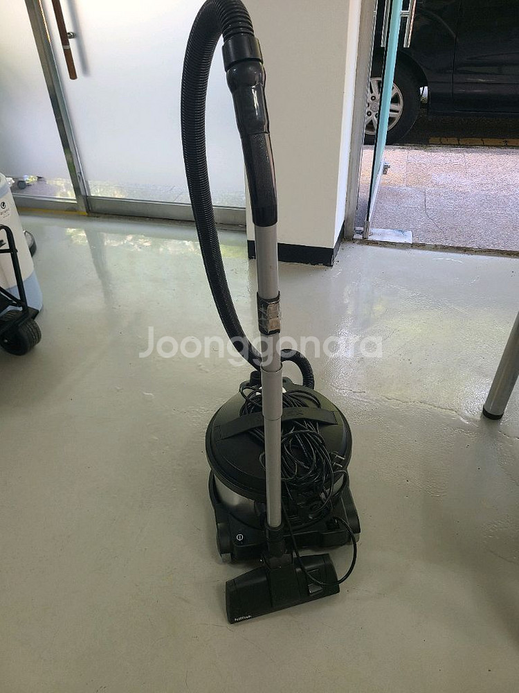 닐피스크 저소음청소기 GD930--1