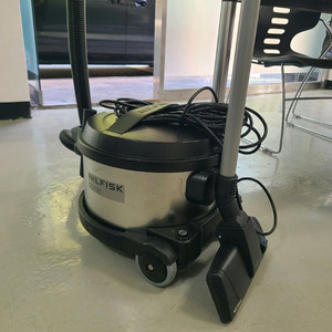 닐피스크 저소음청소기 GD930