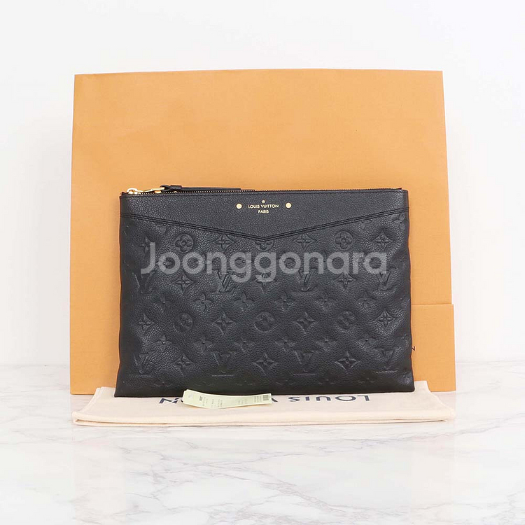 루이비통 데일리 파우치 모노그램 앙프렝뜨 M62937--0