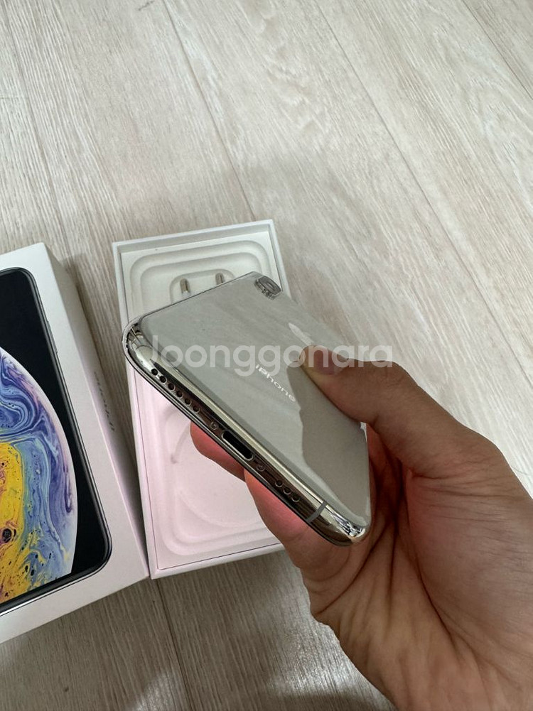 SSS급 아이폰xs 실버 64gb--5