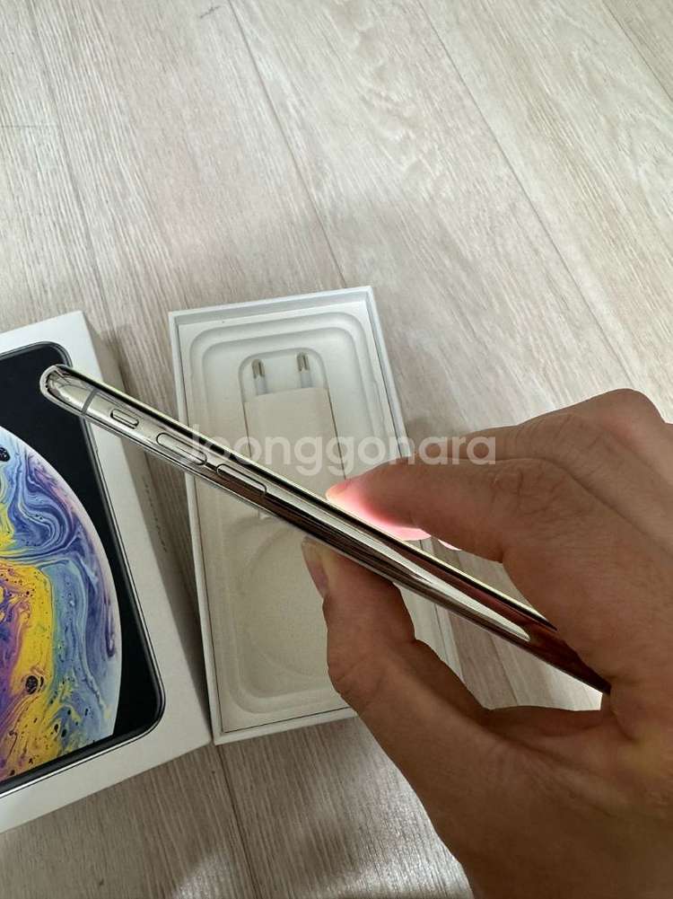 SSS급 아이폰xs 실버 64gb--4
