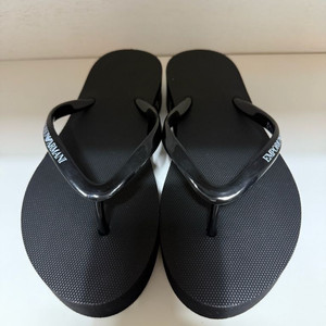 엠포리오알마니 슬리퍼