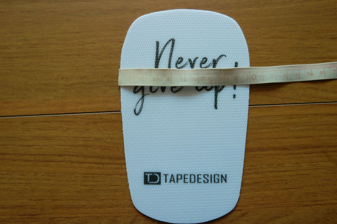 테이프 디자인 축구 신가드 새제품 팝니다.--1