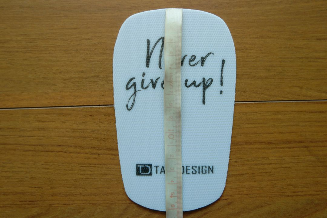 테이프 디자인 축구 신가드 새제품 팝니다.--2