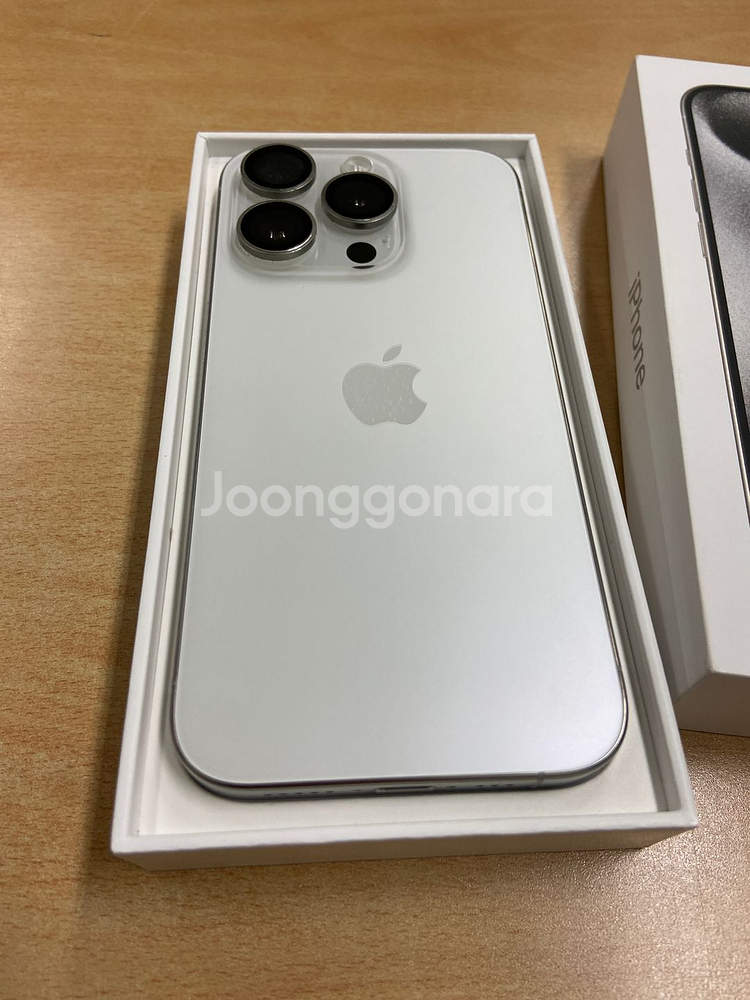 아이폰15프로 256기가 티타늄화이트--2