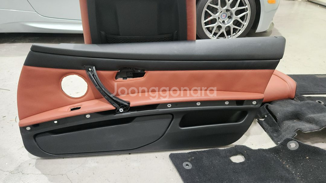 BMW E92 M3 순정 레드시트 및 인테리어트림--3