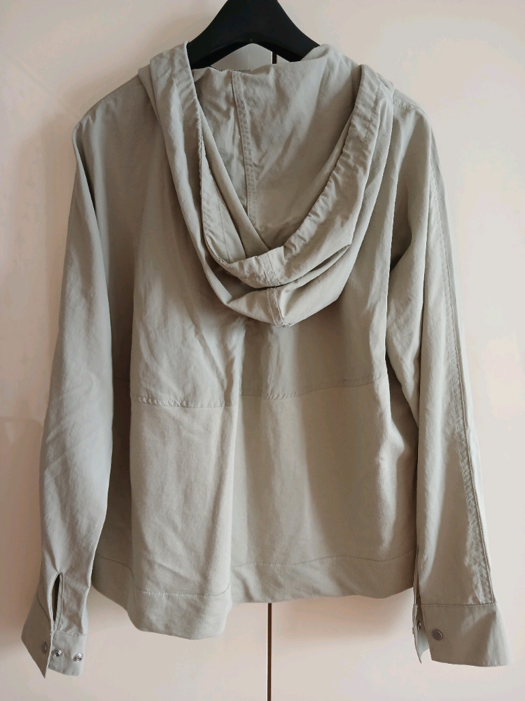 AtG 후드 아노락 이미지