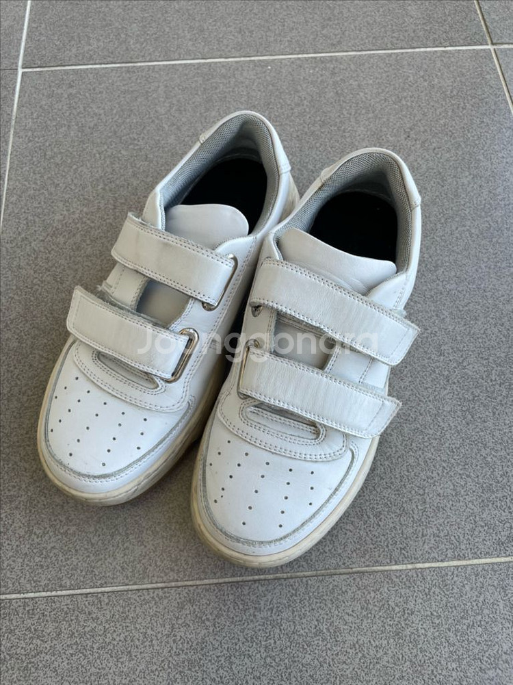 아크네스튜디어 핀트페이스 벨크로 운동화--0