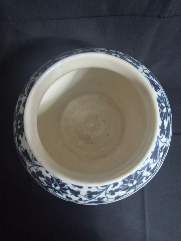 중국도자기 청화 백자 수초 어문 차호. 단지. 항아리. 이미지