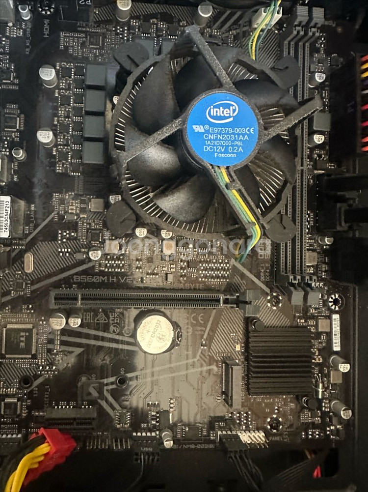 기가바이트 B560M H V2 판매 합니다.--0