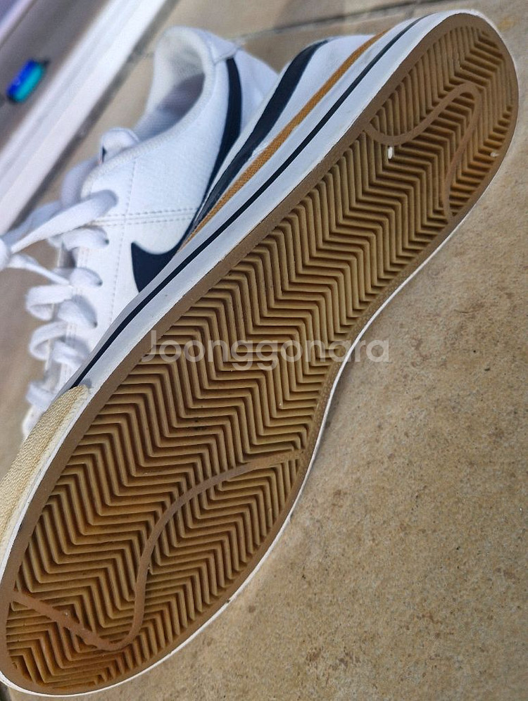 나이키 코트 빈티지 스니커즈--2