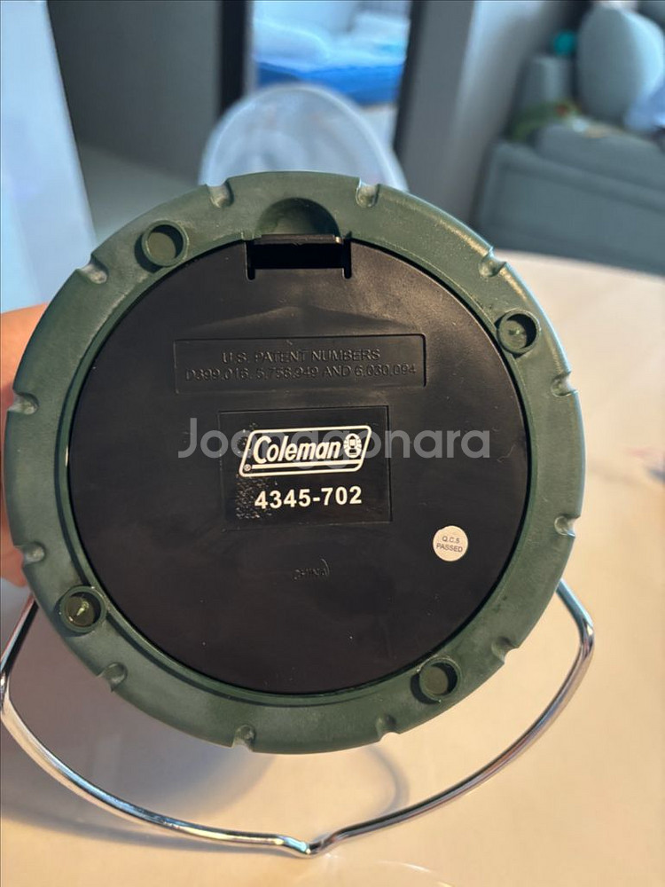 콜맨 캠핑용 led 랜턴판매합니다--3