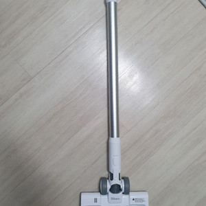 디베아 무선청소기 더뉴 몸체 없는 스텐드 청소기 밀대