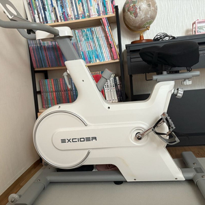엑사이더 실내자전거 ES370 판매합니다