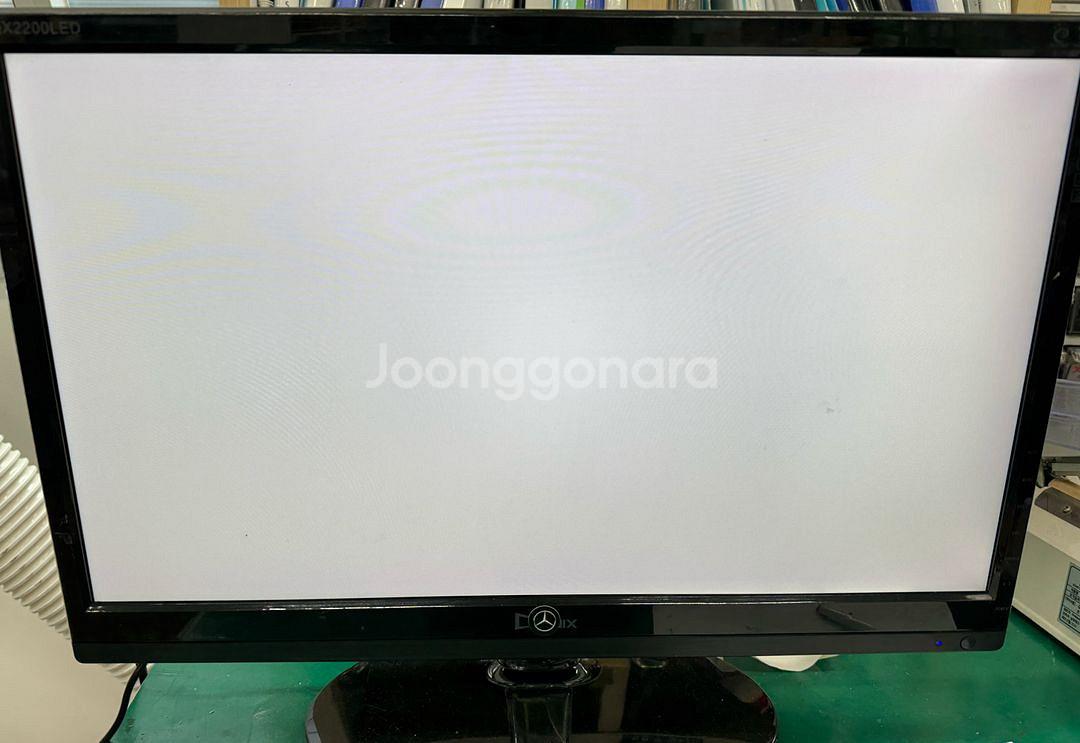 잡다한 모니터 9개 팝니다--4