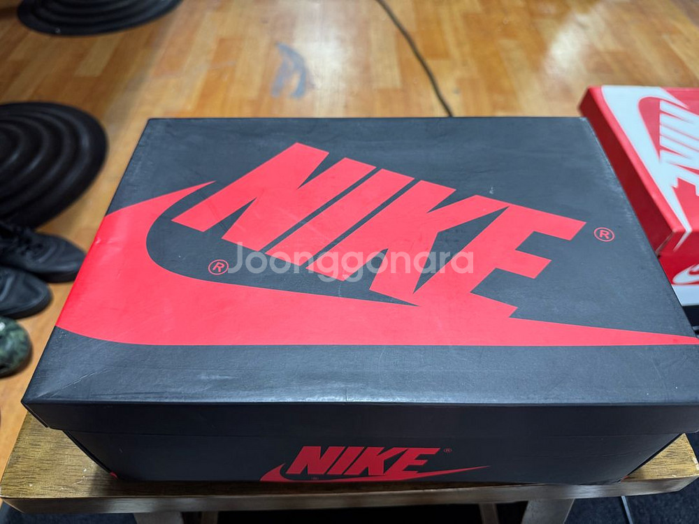 조던 1 레트로 하이 OG 시카고 2015 255--5