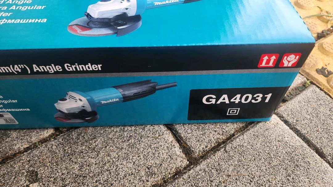 마끼다 GA4031 4인치 유선 전기 앵글그라인더 이미지
